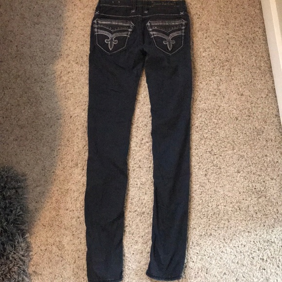 Rock Revival Jeans - Picture 5 of 5